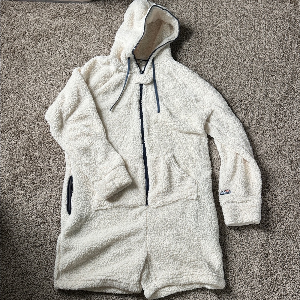 chubbies Onesie Large White with blue zippers